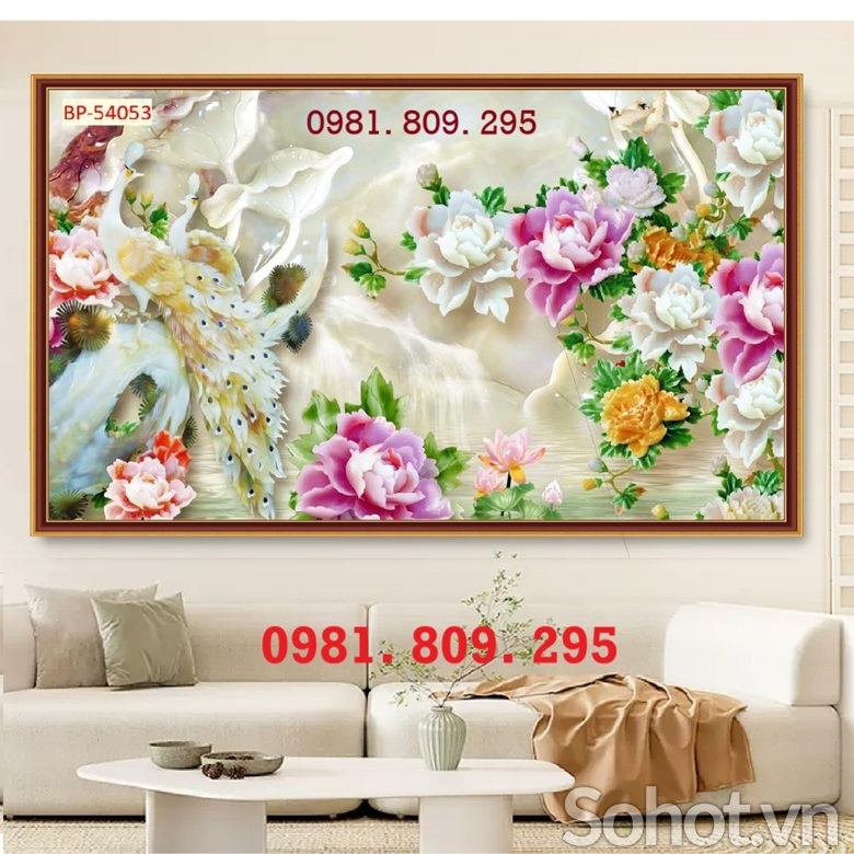 Gạch tranh ốp phòng ngủ chim công