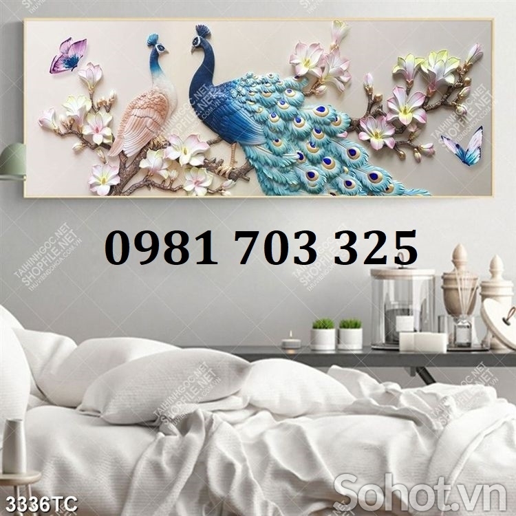 Gạch tranh chim công phong thủy