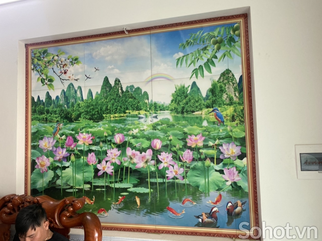 Gạch men dán sàn nhà sang trọng