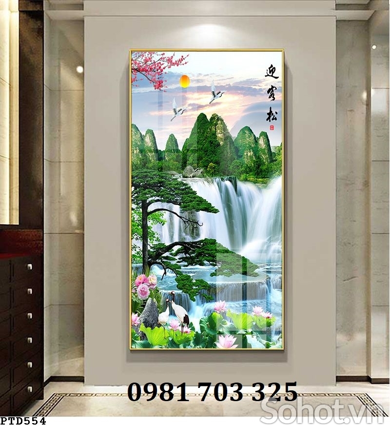 Tranh gạch thác nước khổ đứng