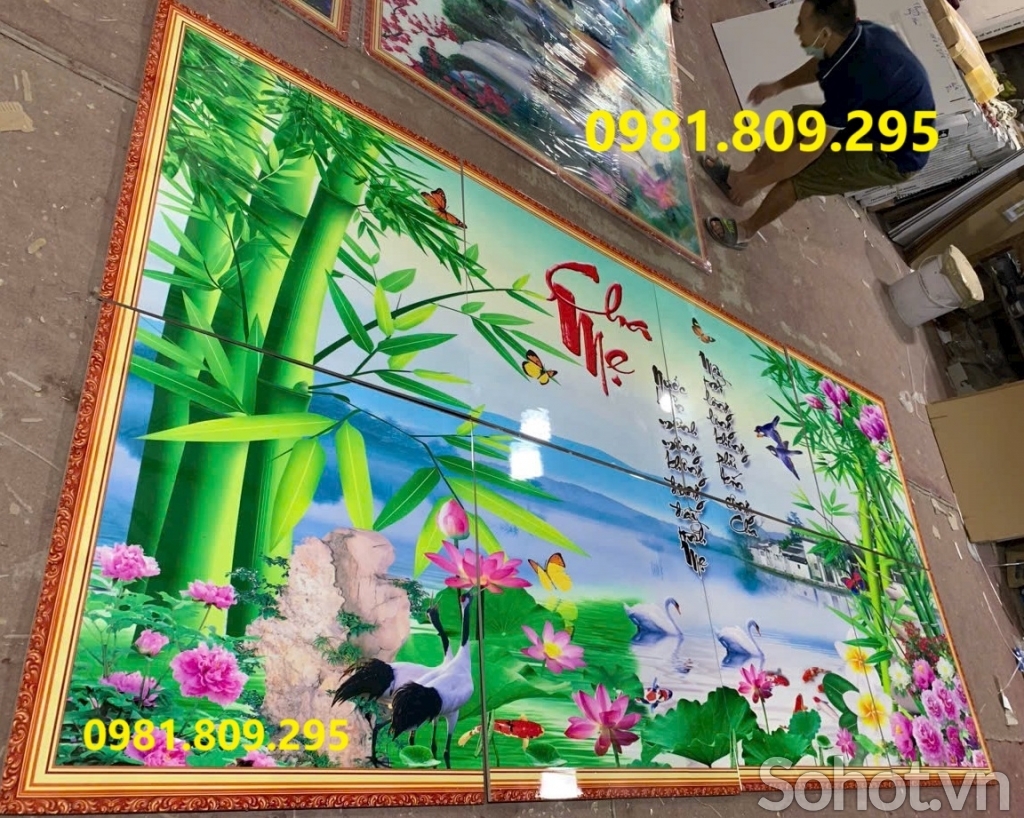 Gạch tranh ốp tường Cha Mẹ hoa sen