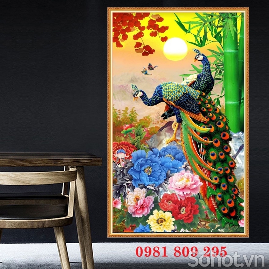 Mẫu gạch tranh chim công khổ dọc