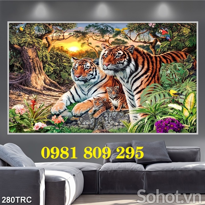Tranh con hổ - tranh gạch 3d hổ nằm trên cỏ - tranh gạch men GSF6