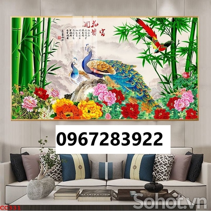 Tranh gạch đẹp chim công trang trí