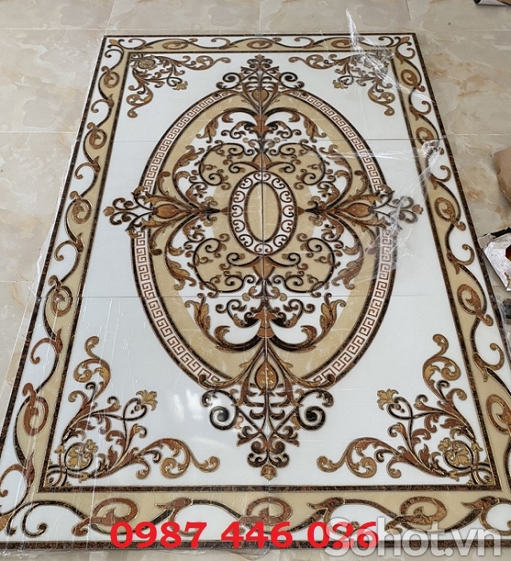 Thảm gạch khắc vàng cổ điển