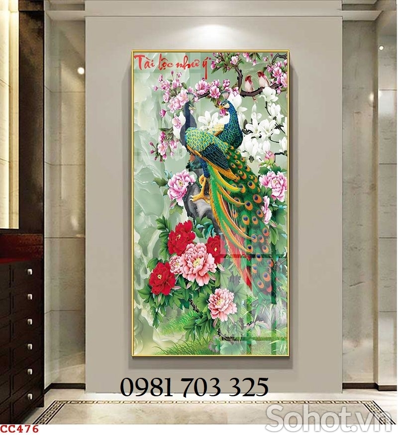 Tranh gạch khổ đứng phong thủy chim công