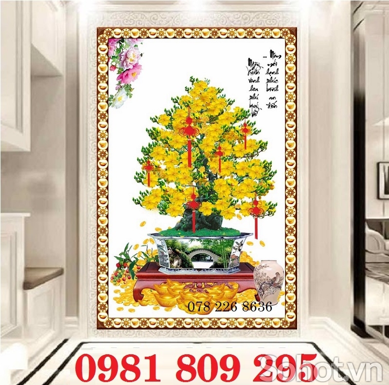 Tranh gạch men hoa mai trang trí
