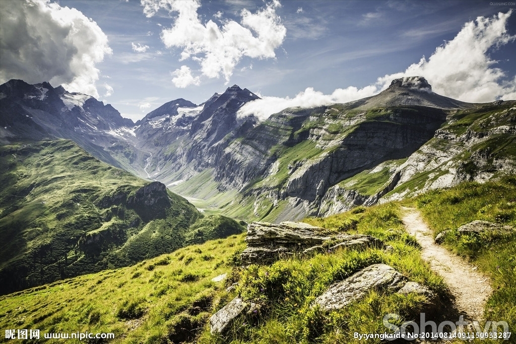 Tranh gạch 3d phong thủy mây núi - SXC78