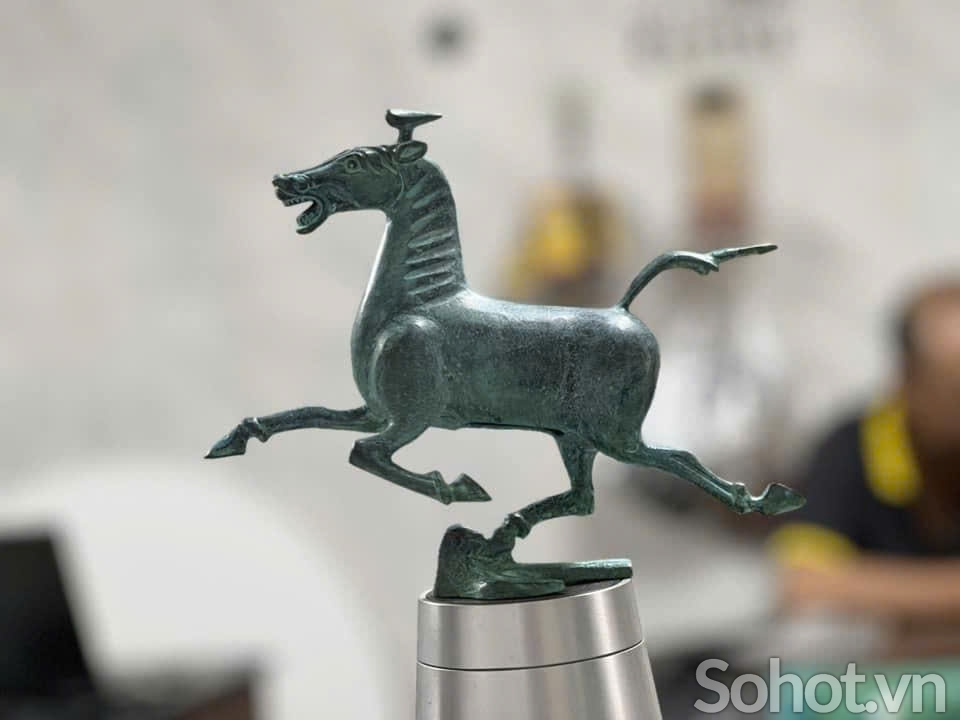 Tượng Mã Đạp Phi Yến