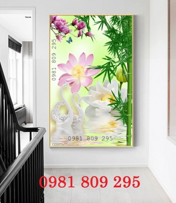 Tranh gạch hoa sen khổ đứng