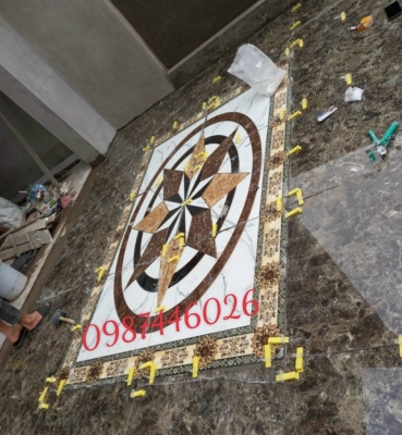Gạch thảm nền nhà khắc vàng