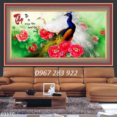 Tranh chim công gạch men ốp tường trang trí