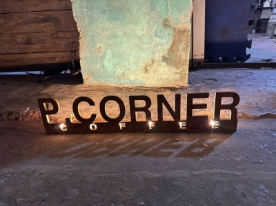 P.Corner