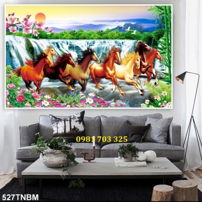 Gạch tranh mã đáo thành công dán tường