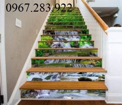 Tranh trang trí cầu thang