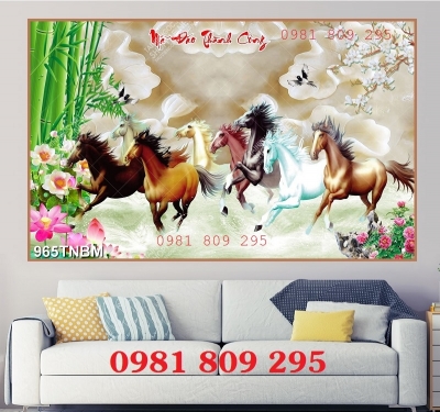 Tranh gạch men phong thủy bát mã