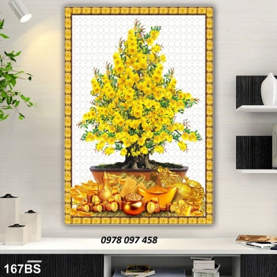 Bức tranh hoa mai vàng đón xuân .