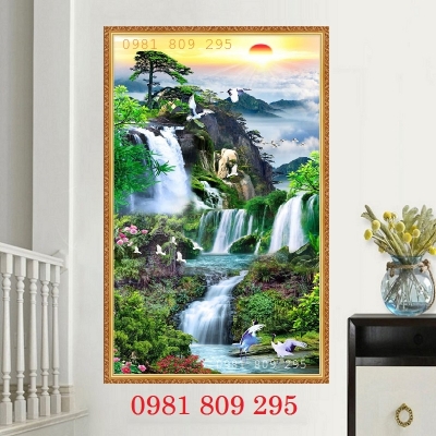 Mẫu gạch tranh 3d khổ dọc thác nước