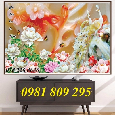 Gạch tranh phòng ngủ 3d chim công