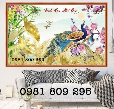 Tranh gạch , gạch ốp tường 3d chim công
