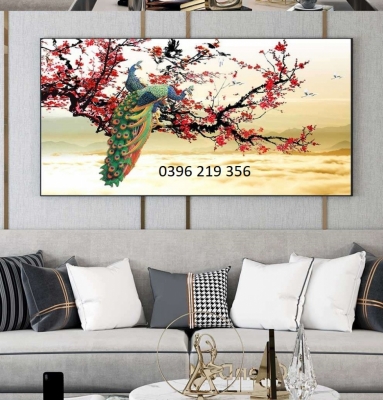 Tranh gạch men trang trí tường Chim Công