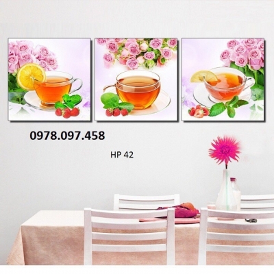 Trang trí phòng ăn - tranh gạch men họa tiết
