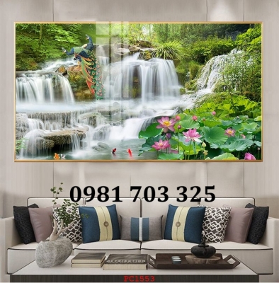 Gạch tranh thác nước đẹp hiện đại