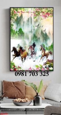 Gạch tranh phong thủy bát mã khổ đứng