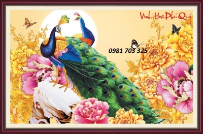 Gạch tranh ốp tường- tranh chim công