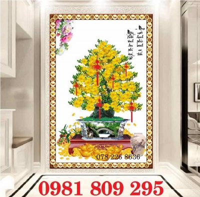 Tranh gạch men hoa mai trang trí