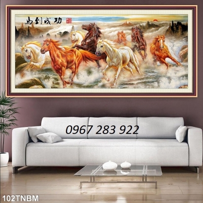 Tranh phong thủy gạch men mã đáo thành công