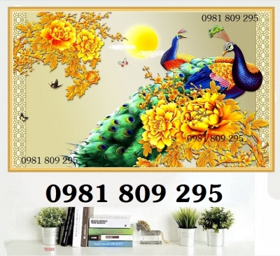 Gạch tranh 3d chim công