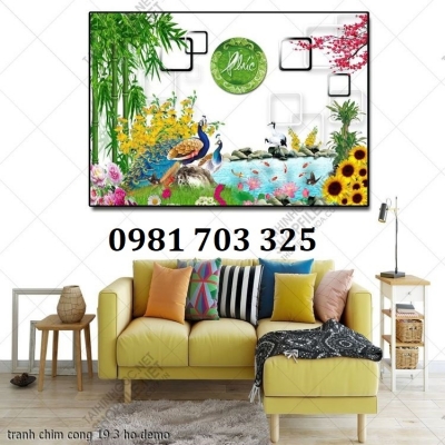 Tranh gạch chim công đẹp dán tường