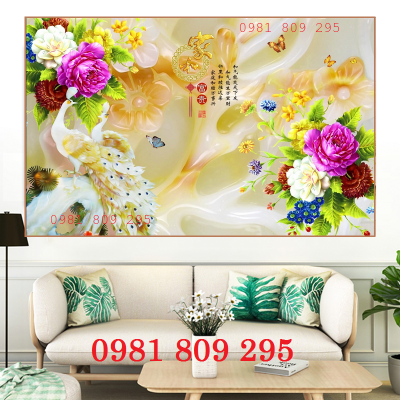 Mẫu tranh gạch ốp phòng khách con công GF9743