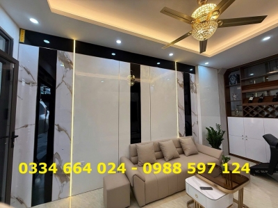 Tấm ốp than tre phòng khách HP234