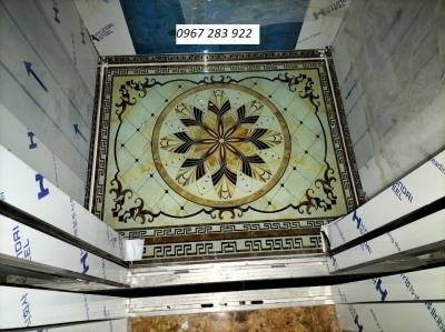 Thảm kính trang trí sàn thang máy