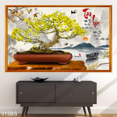 Bức tranh hoa mai vàng đón xuân .