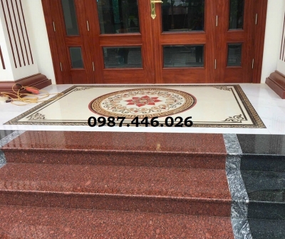 Gạch thảm chữ nhật khắc vàng lát hiên cửa