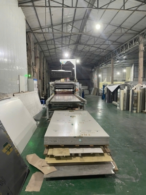Nhà máy chuyên sản xuất tấm ốp than tre